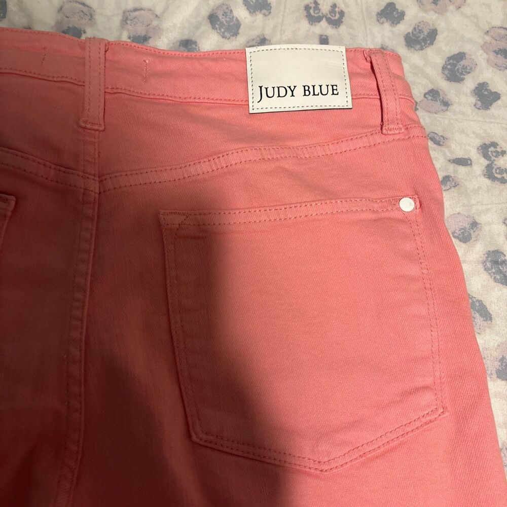 Judy Blue Junior’s Pink Denim Shorts Size XL - Picture 14 of 16